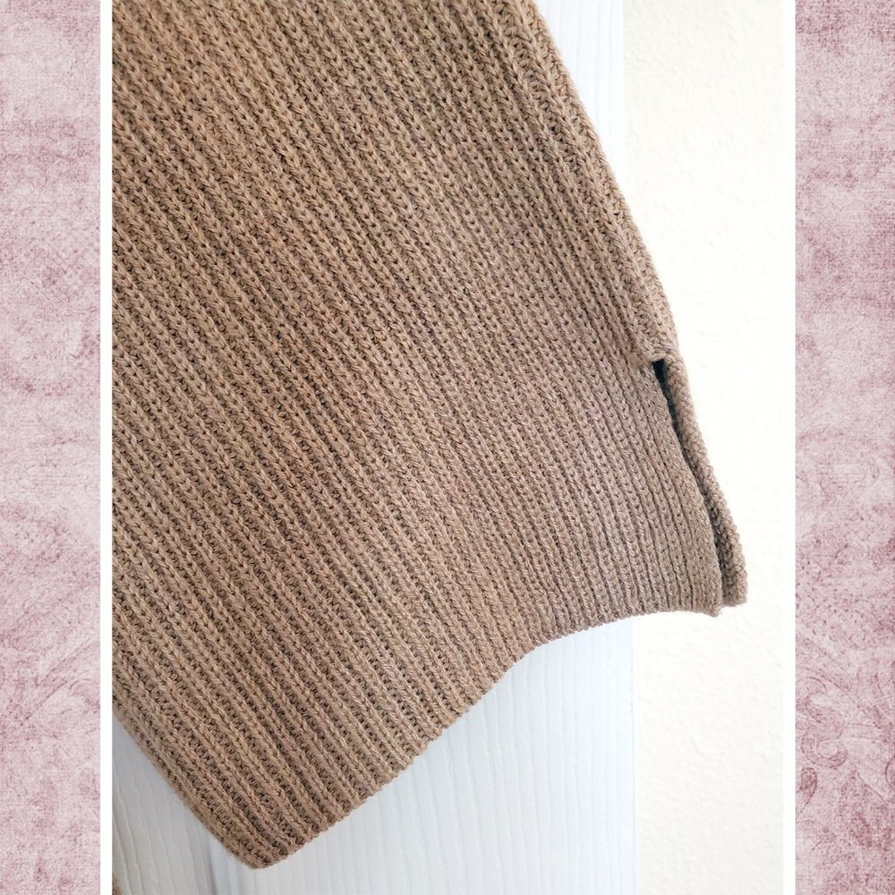 NEW Chico's 3/4 Sleeve Sweater - Picture 3 of 7